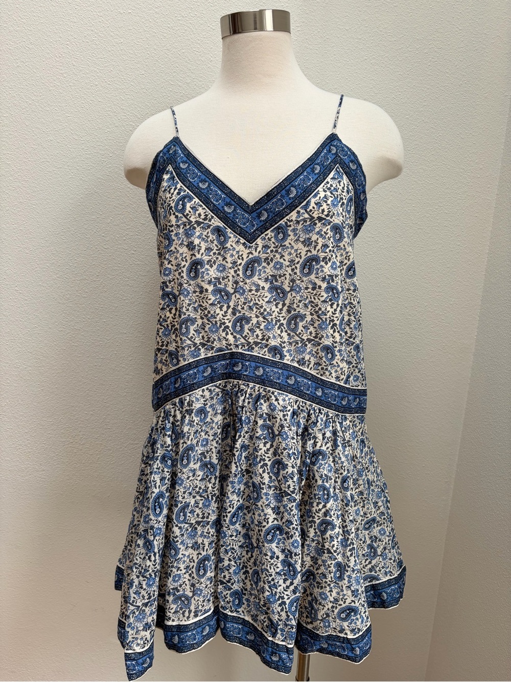 Abercrombie Babydoll Mini Dress Paisley Sundress Cotton Blue White Size Medium - Picture 2 of 13
